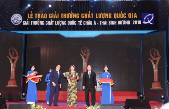 TRUONG SINH GROUP VINH DỰ NHẬN GIẢI THƯỞNG CHẤT LƯỢNG QUỐC GIA NĂM 2018