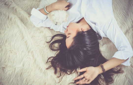 NHỮNG MÓN KHÔNG NÊN ĂN, UỐNG TRƯỚC KHI ĐI NGỦ